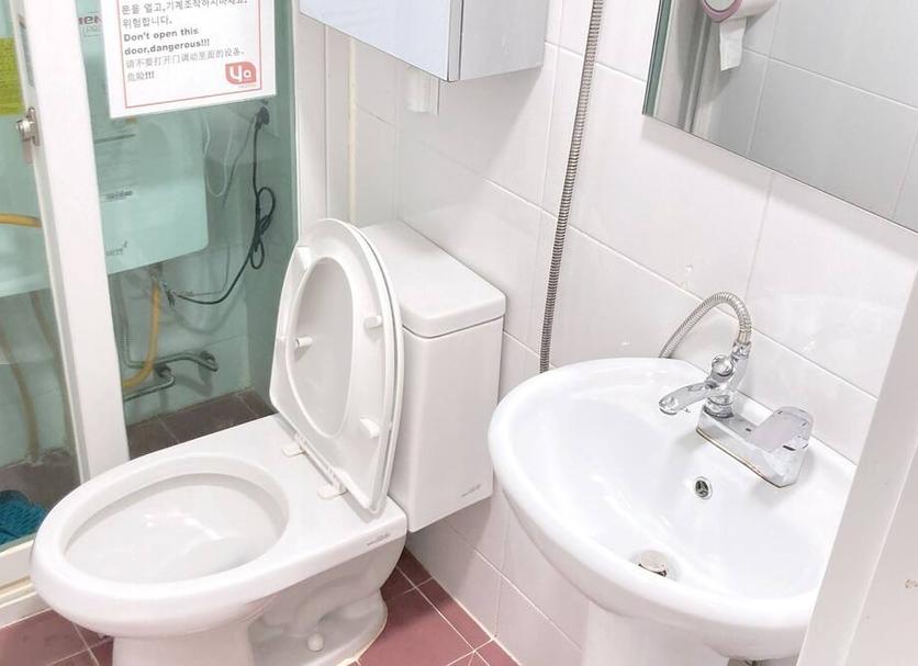Bathroom Photo