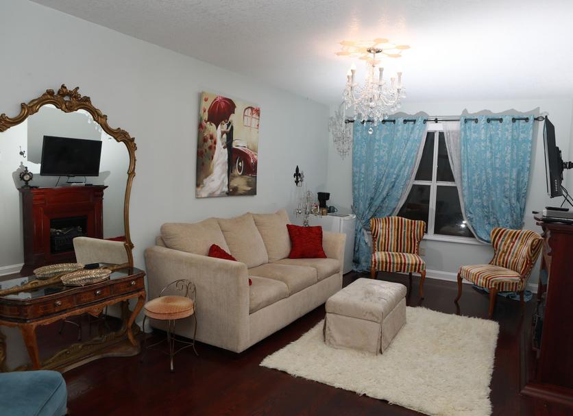 Living room Photo