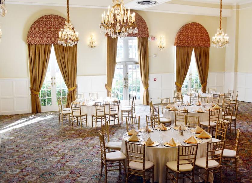 Banquet hall Photo