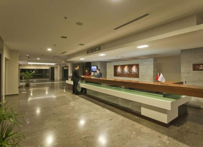 Front desk Photo
