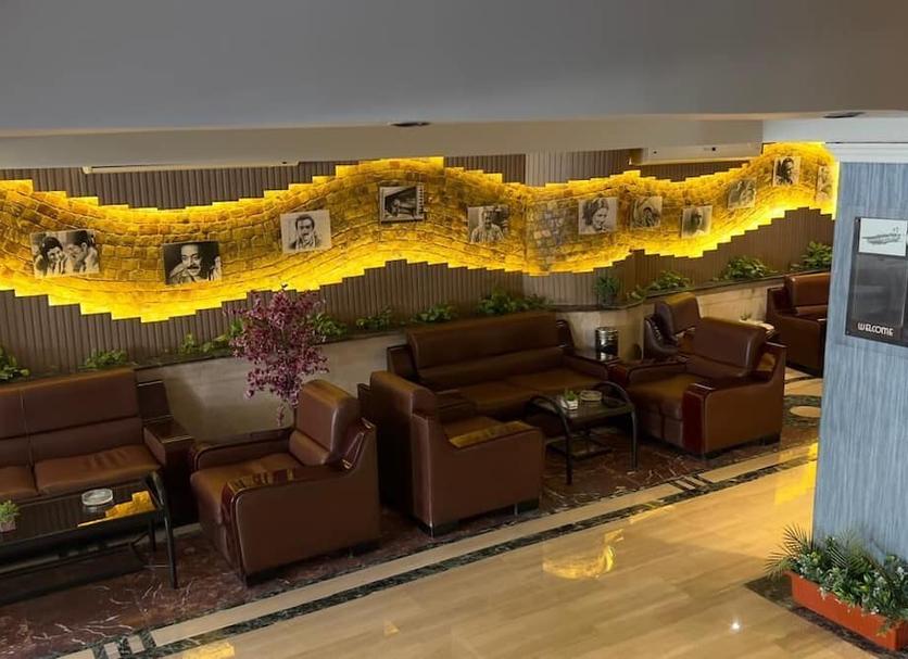 Lounge Photo
