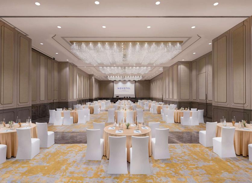 Banquet hall Photo