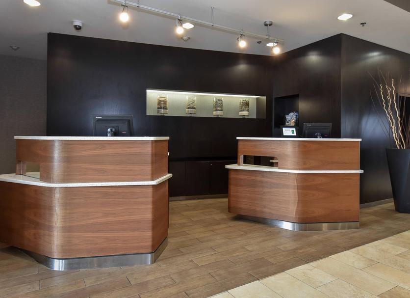 Front desk Photo