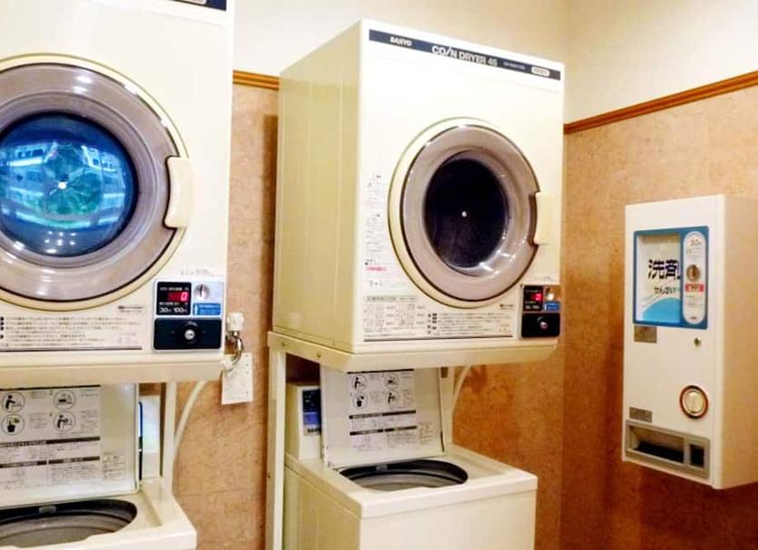 Laundry facility Photo