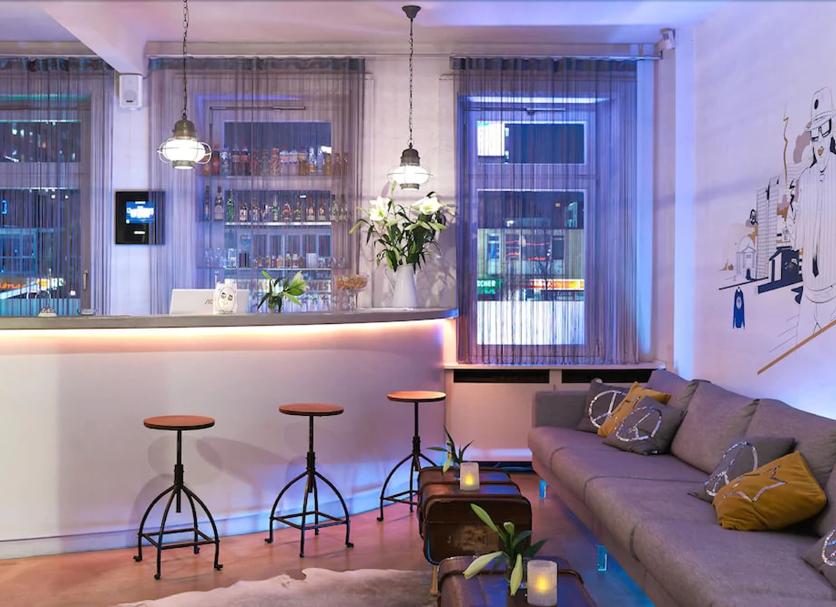 Lounge Photo