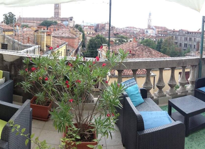 Balcony Photo