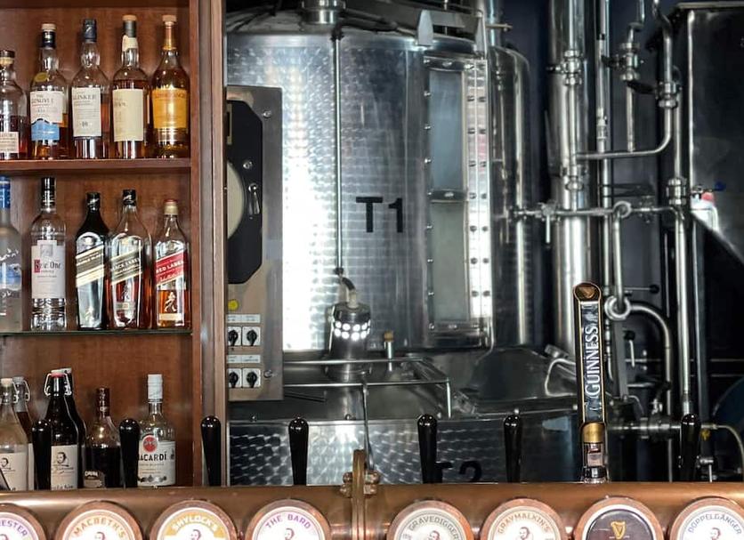 Bar Photo