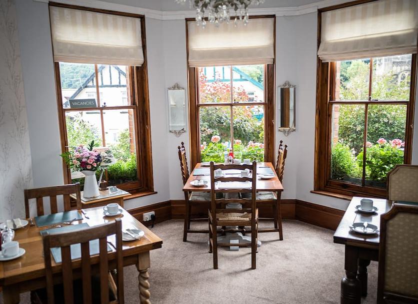 Dining room Photo