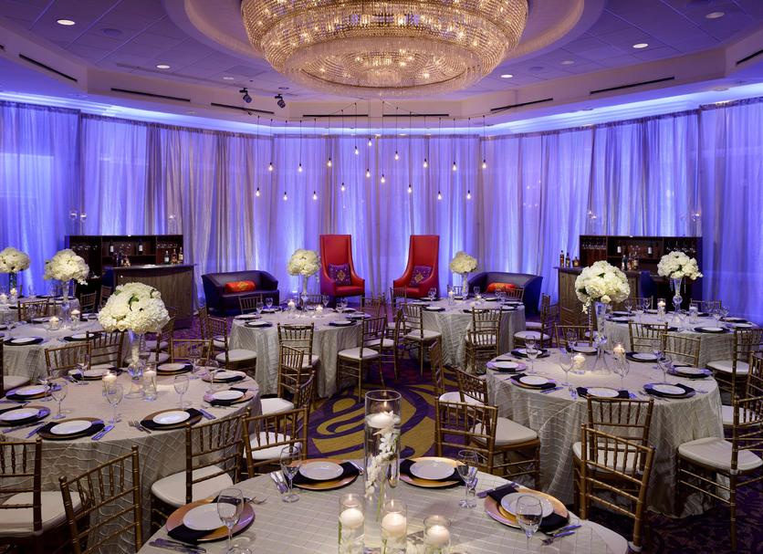 Banquet hall Photo