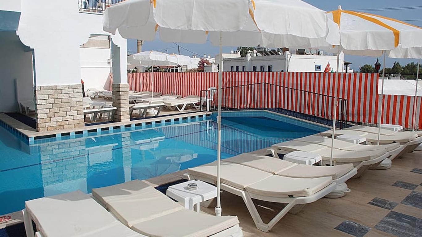 Sky Vela Hotel