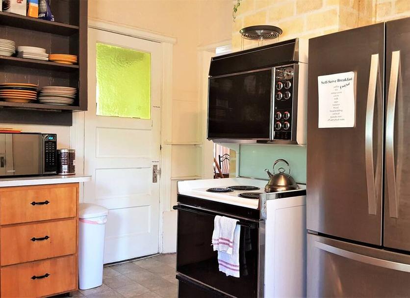 Kitchen Photo