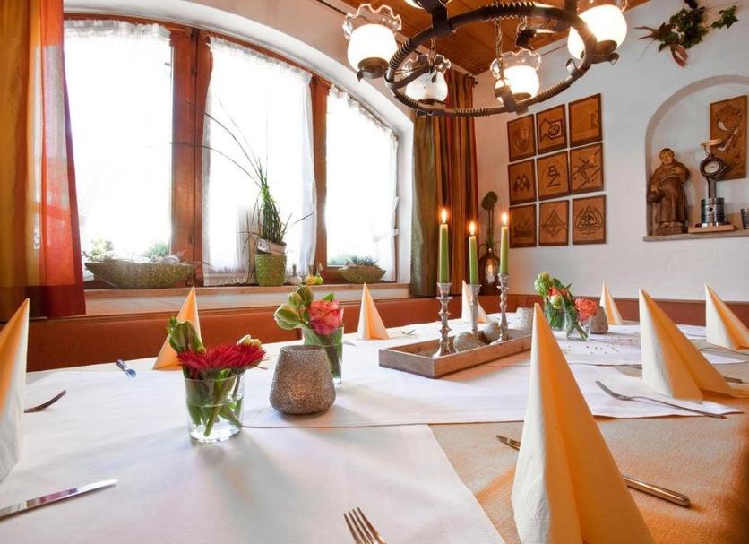 Dining room Photo