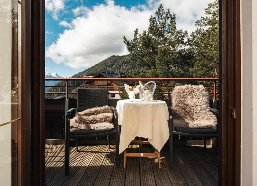 Balcony Photo