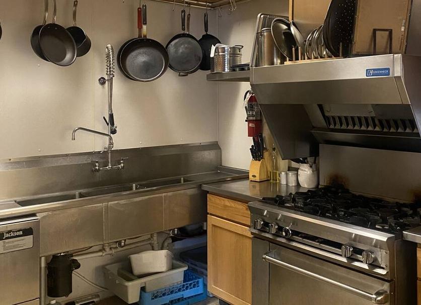 Kitchen Photo