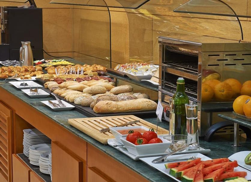 Buffet Photo