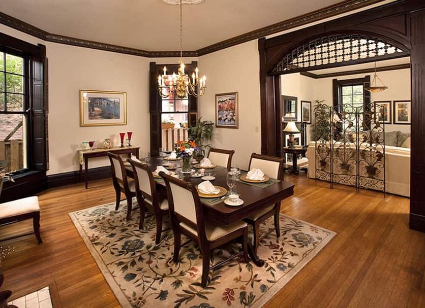 Dining room Photo