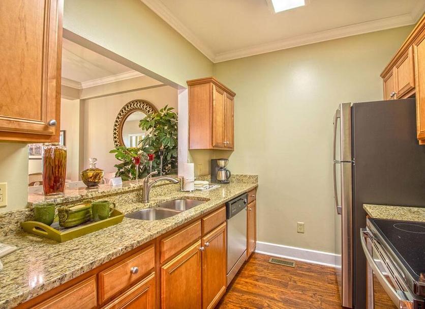 Kitchen Photo