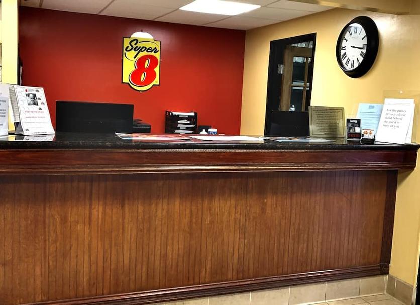 Front desk Photo