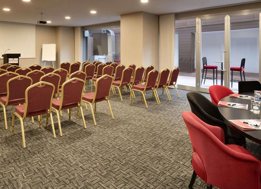 Conference room Photo
