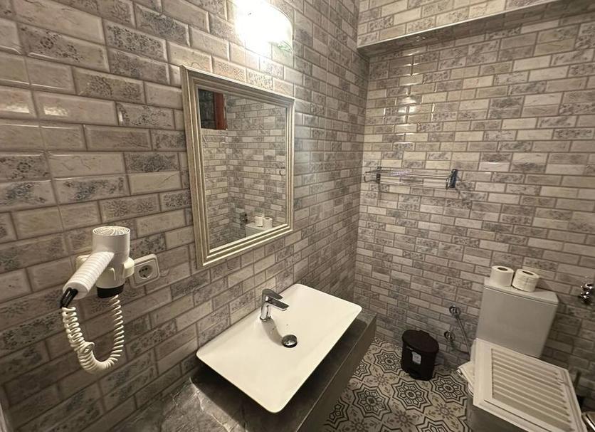 Bathroom Photo