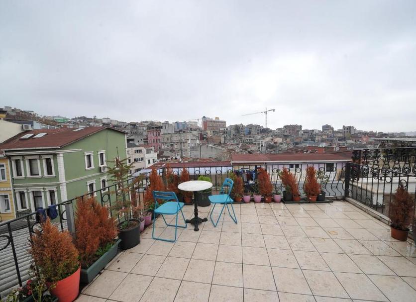 Balcony Photo