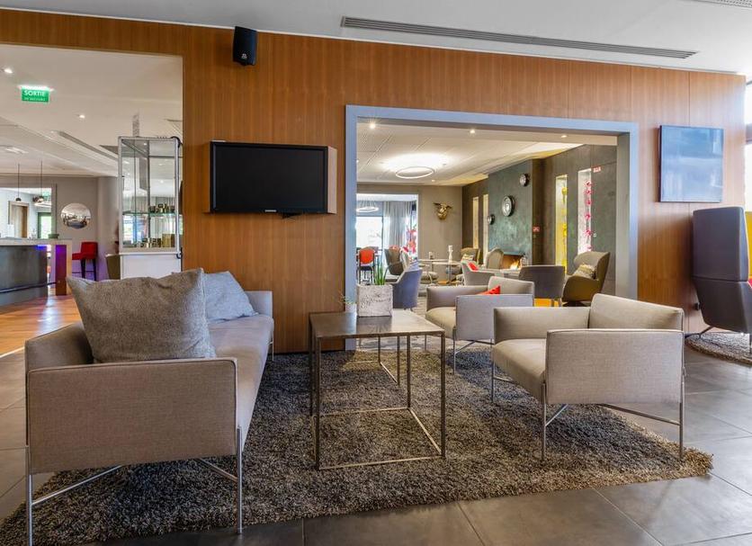 Lounge Photo