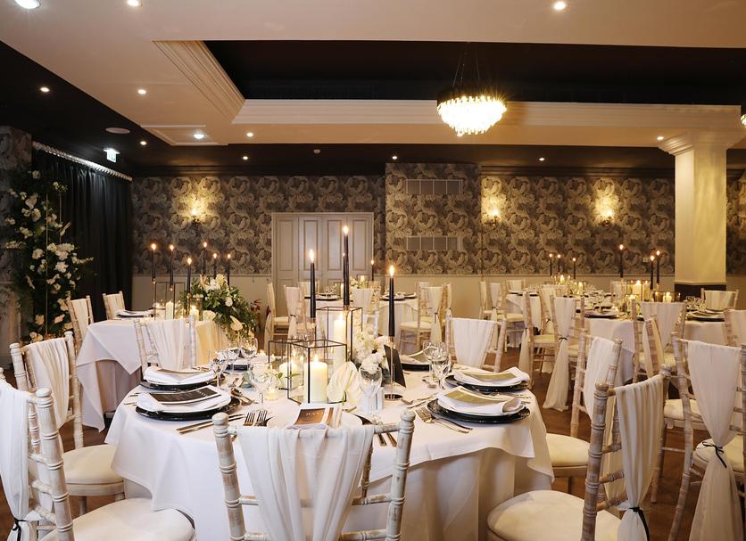 Banquet hall Photo