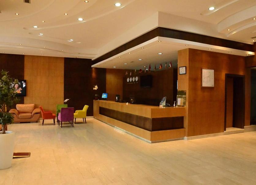 Front desk Photo