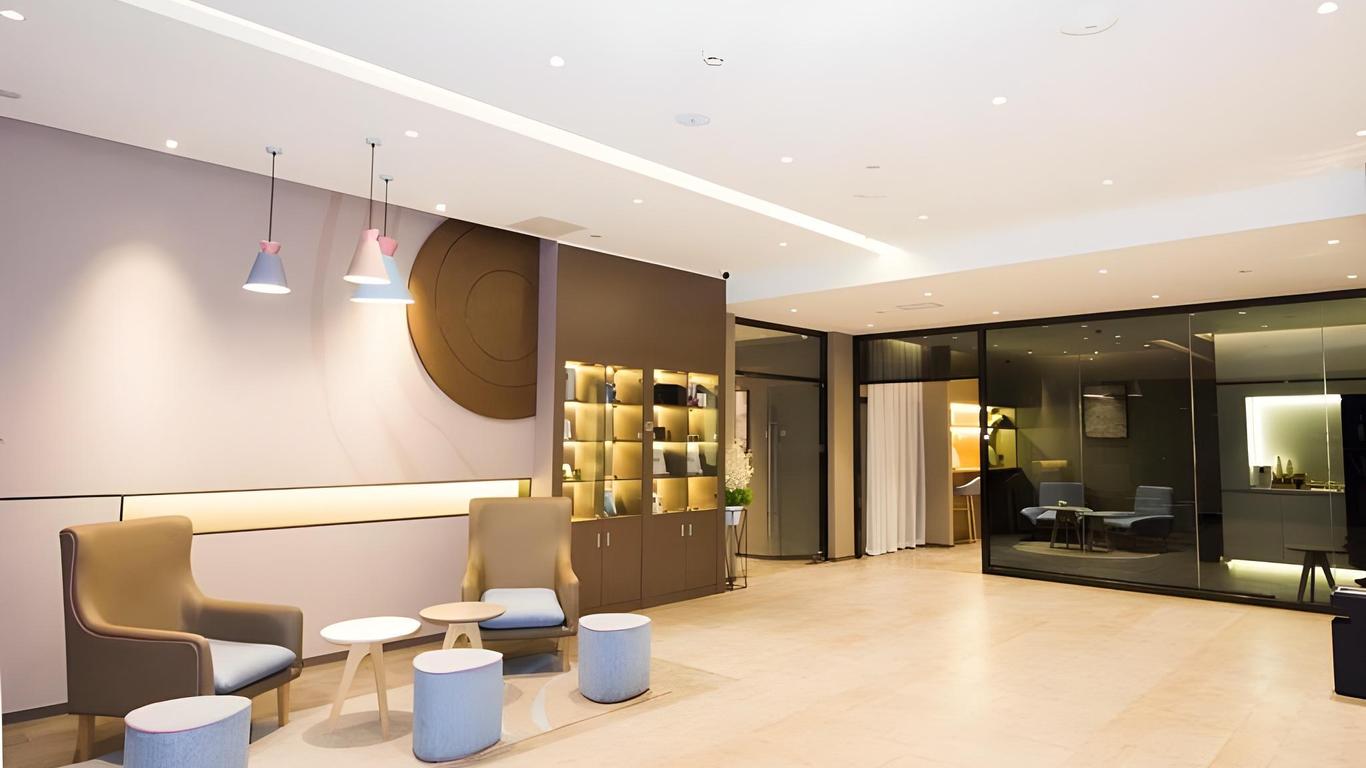 Home Inn Neo Beijing Chaoyang North Road Shilibao Metro Station