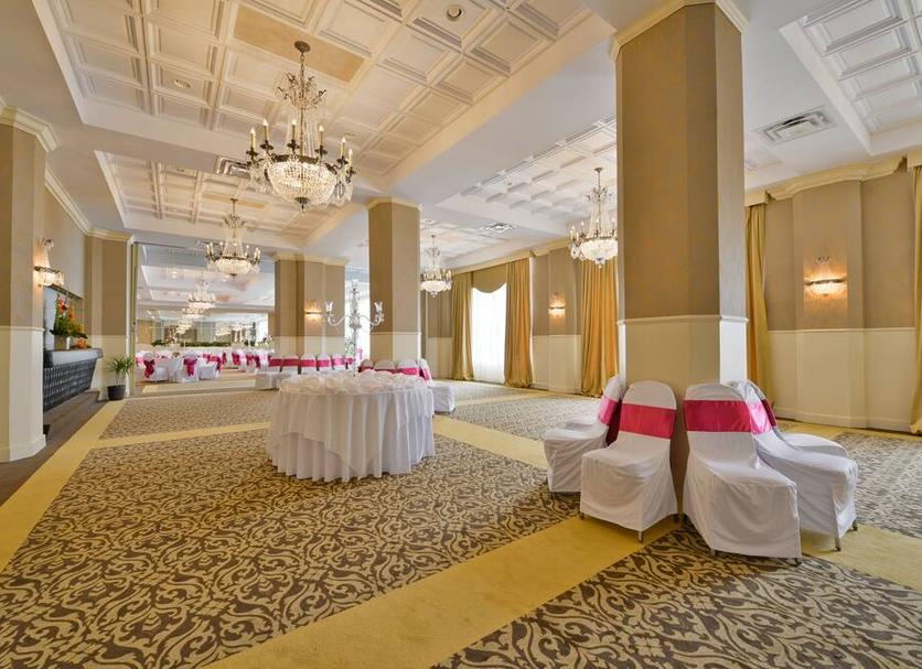 Banquet hall Photo