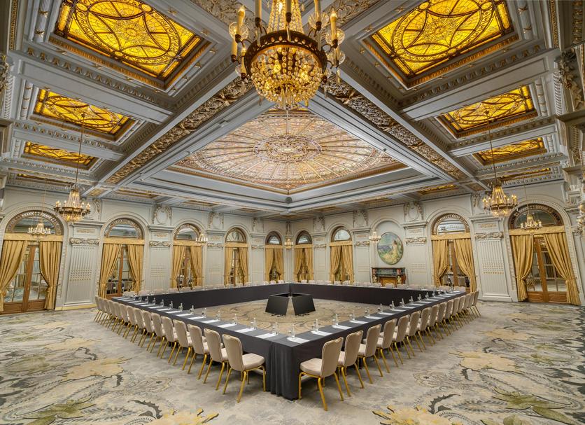 Banquet hall Photo