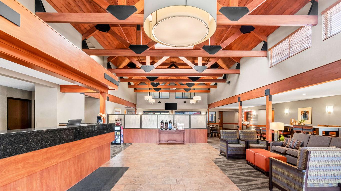 Comfort Inn West