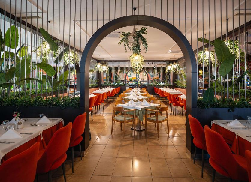 Restaurant Photo