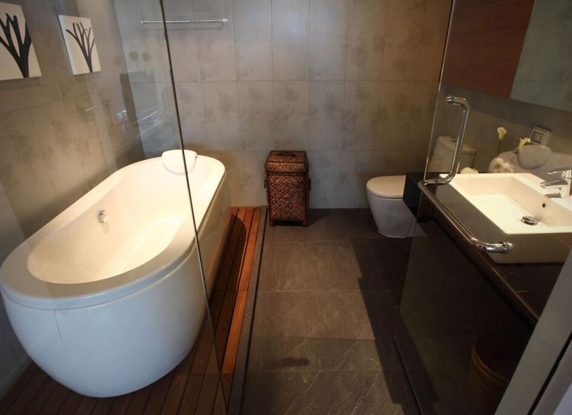 Bathroom Photo