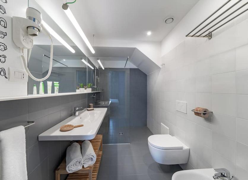 Bathroom Photo