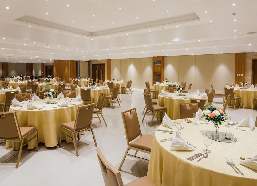 Banquet hall Photo