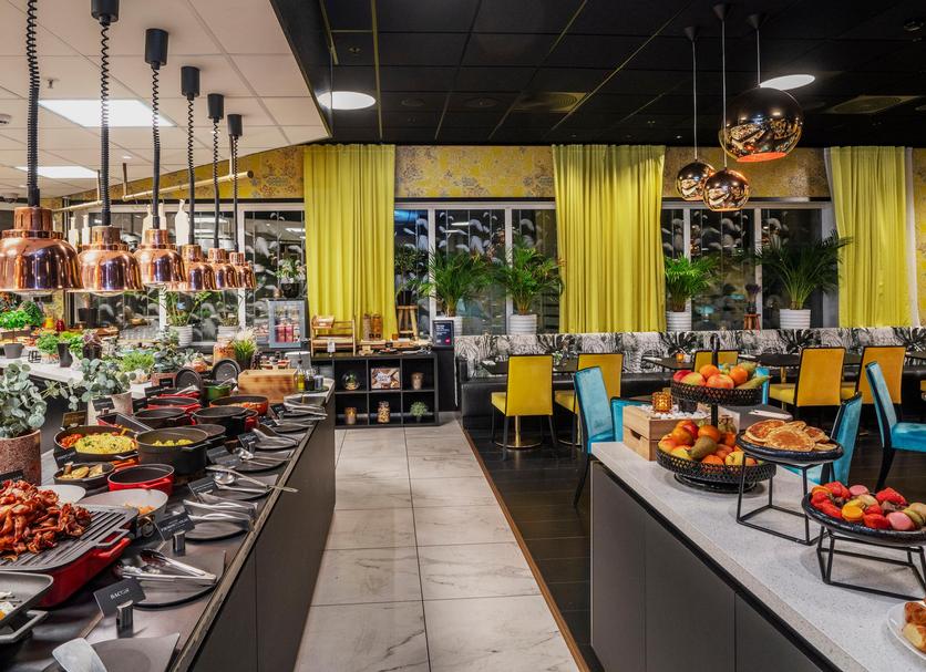 Buffet Photo