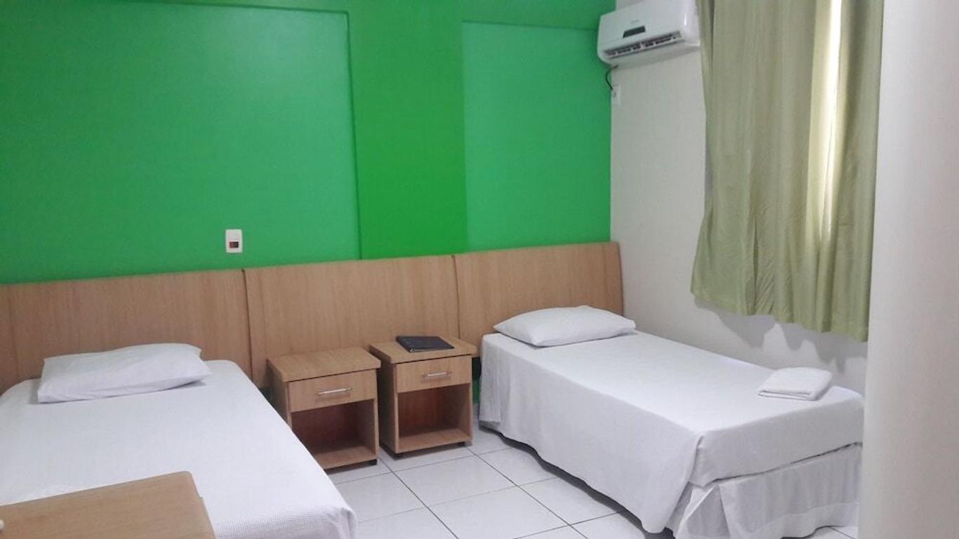 Athenas Plaza Hotel