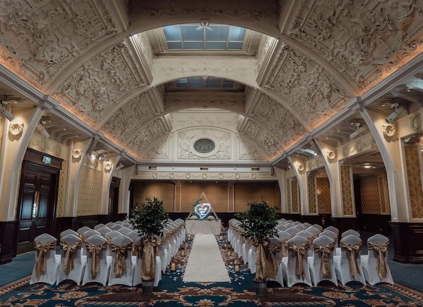 Banquet hall Photo