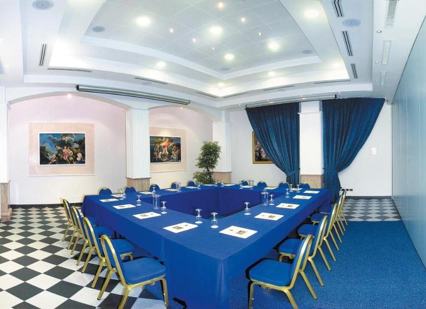 Conference room Photo