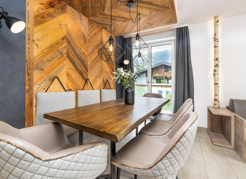 Dining room Photo