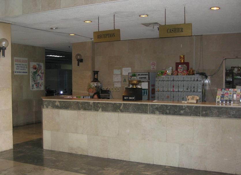 Front desk Photo