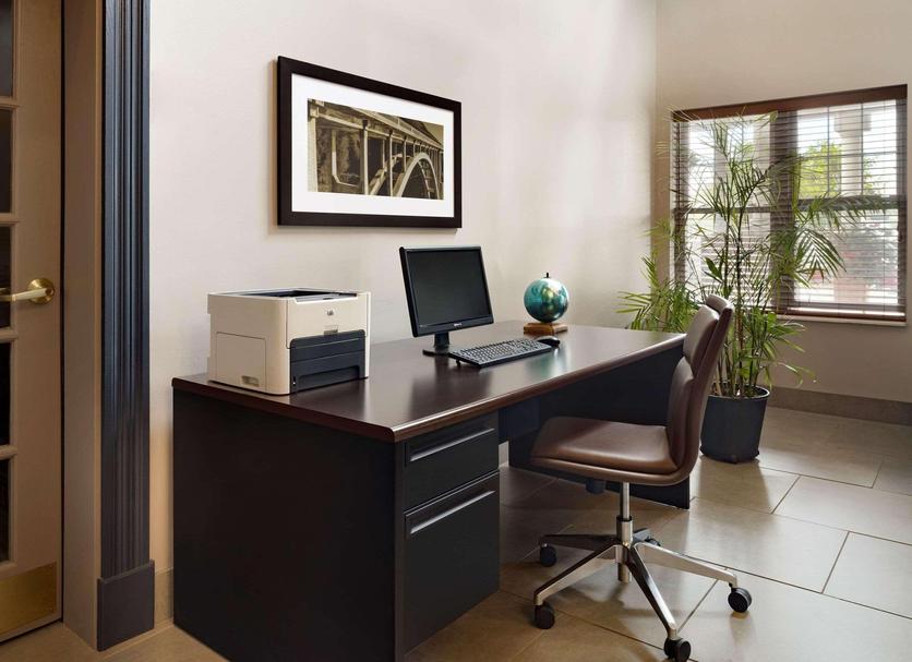 Business centre Photo