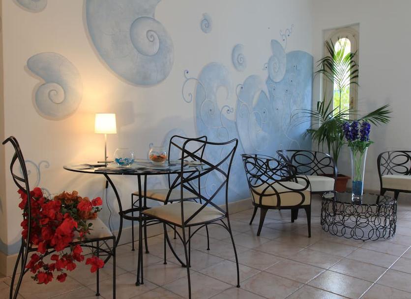 Dining room Photo