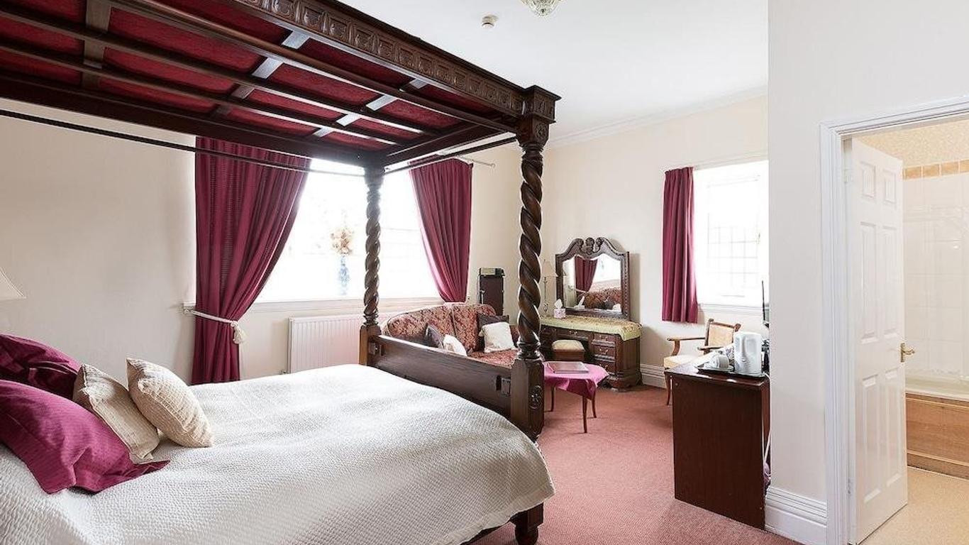 The Station Hotel