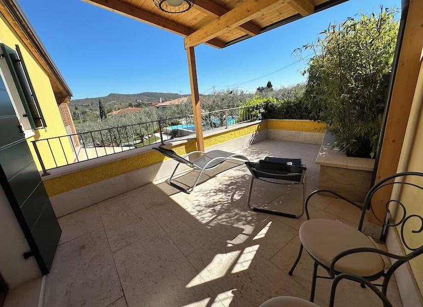 Balcony Photo