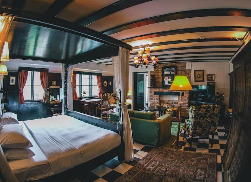 Bedroom Photo
