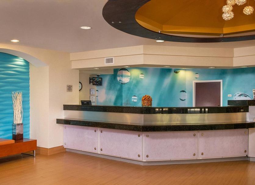 Front desk Photo