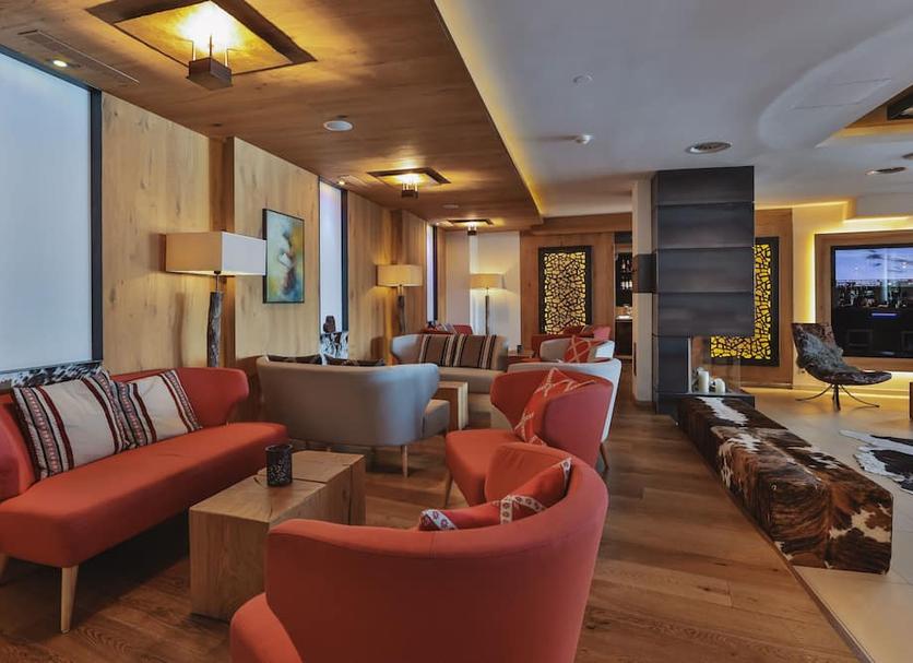 Lounge Photo