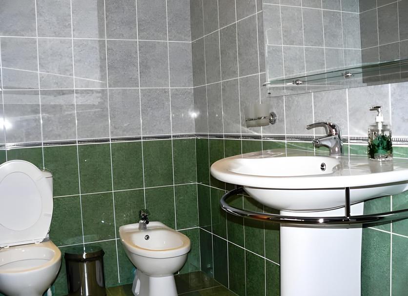 Bathroom Photo